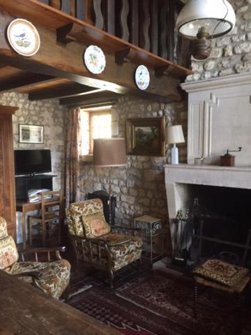 Traditional Charentais Cottage In Countryside 25 Minutes From Royan Balanzac Ngoại thất bức ảnh